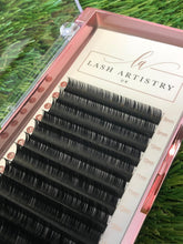 Load image into Gallery viewer, Rose Collection C Curl Lashes
